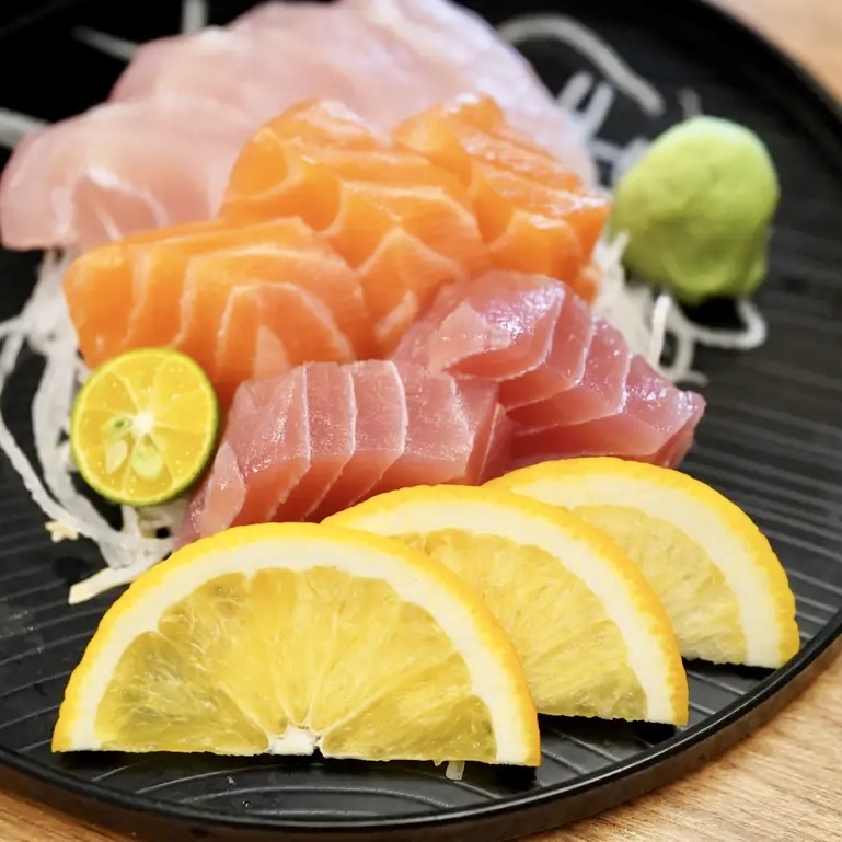 台南日本料理 綜合生魚片 鮭魚 鮪魚 旗魚
