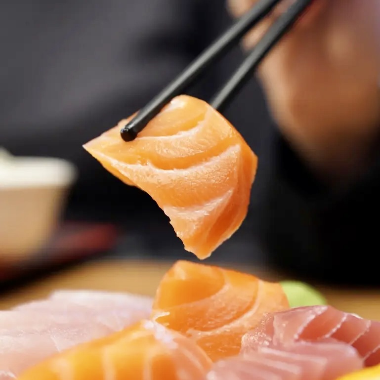 小椿食堂 綜合生魚片 新鮮度高