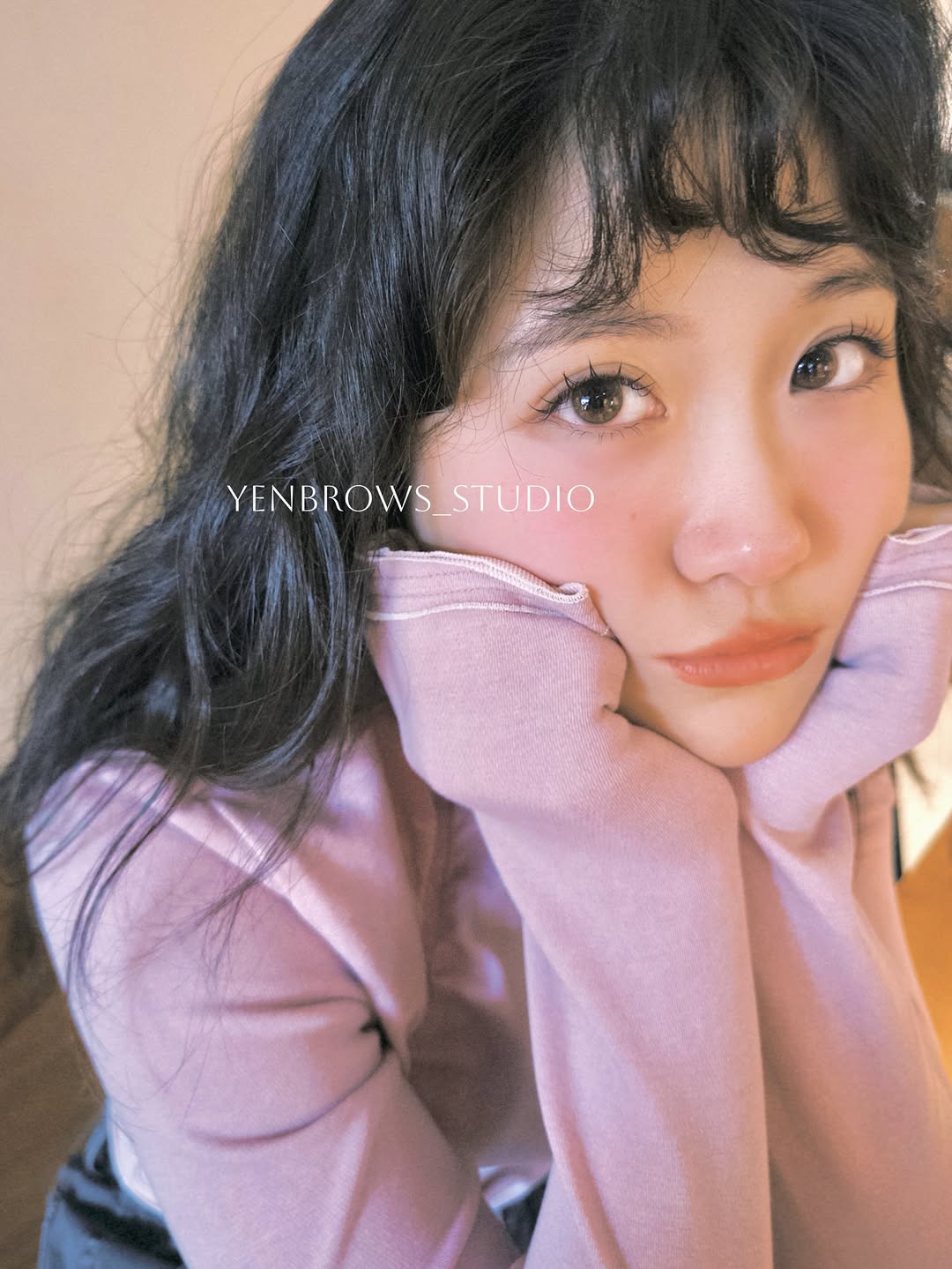 緣子美學工作室客人接完日式美睫後的自然妝感